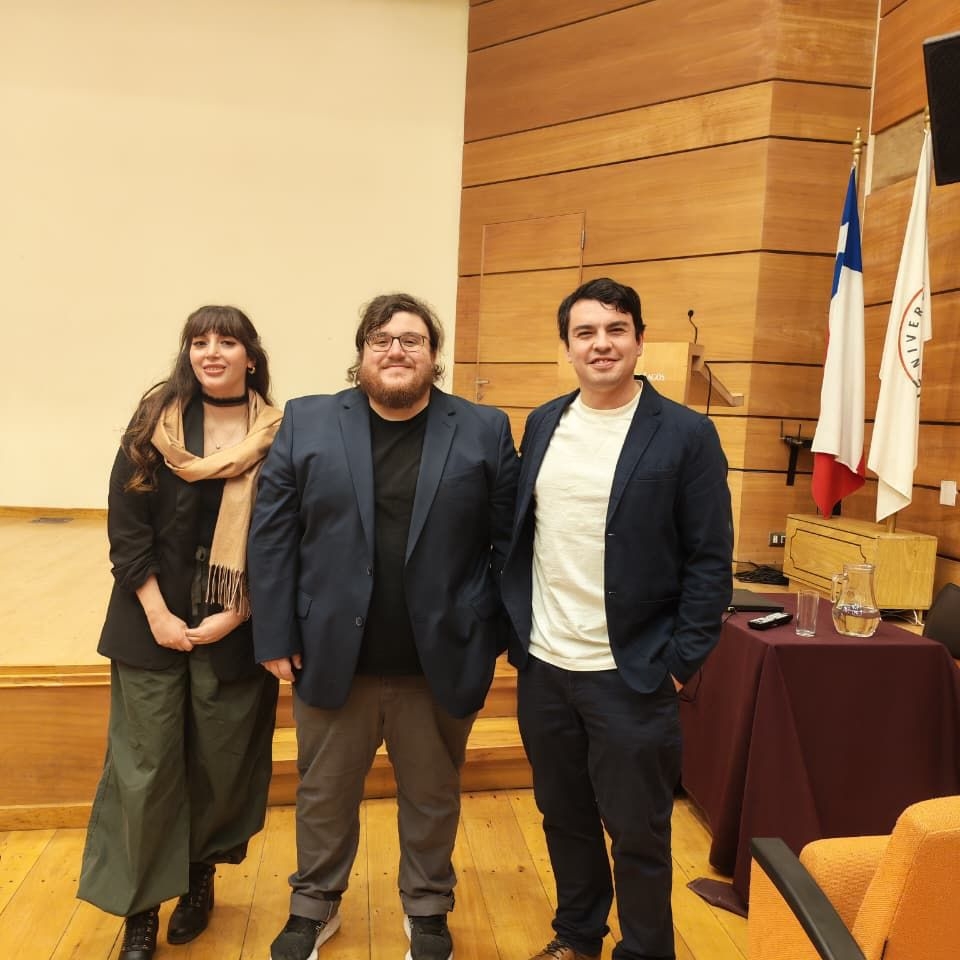 Semana de simetrías asintóticas del espacio-tiempo: Visita del Dr. Oscar Fuentealba en el Departamento de Ciencias Exactas